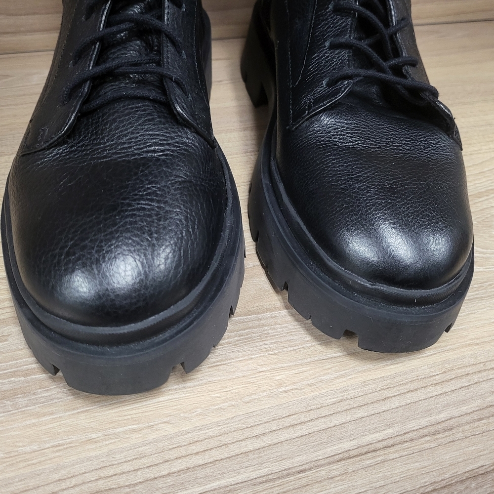 Schultz Tiana Casual Boot in Black,  Size 7.5 - Picture 10 of 13